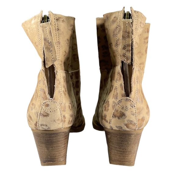 Matisse Leopard Ankle Boots Womens Shoes Size 7.5 - Picture 12 of 15